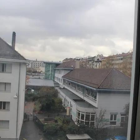 Apartment Le Jane : Centre Ville, Garage, Balcon *